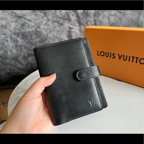 Louis Vuitton Handbags - Louis Vuitton Agenda Black Epi leather Passport holder